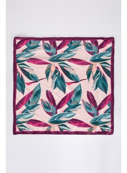 Woman Shawl thumbnail 3