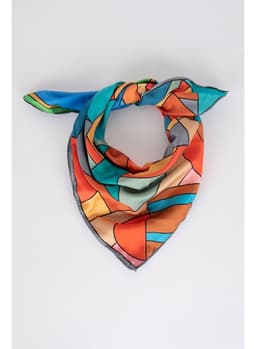 Woman Shawl thumbnail 2