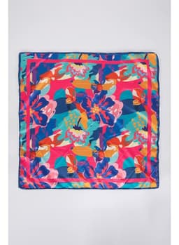 Woman Shawl thumbnail 2